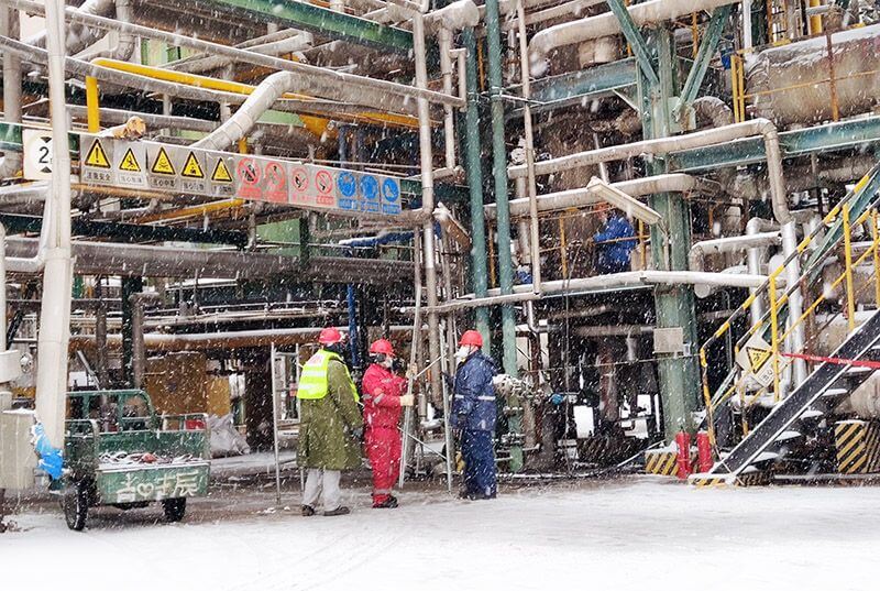 大修进行时：不惧风雪  检修改酣
