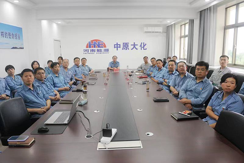 濮阳园区组织收听收看留念抗战成功80周年大会