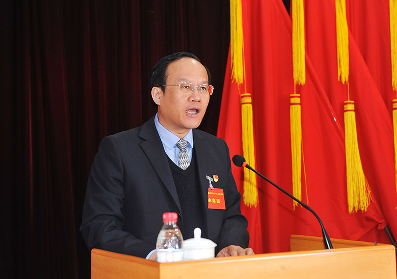 总经理、党委副书记、副董事长蔡教民作行政工作汇报